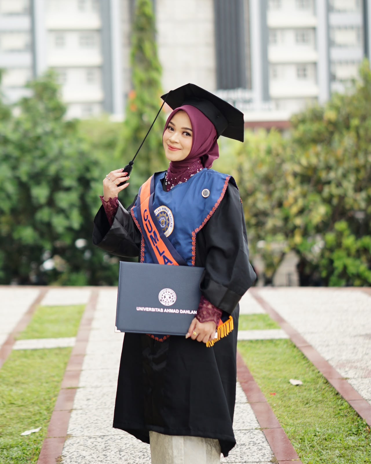Indah Profile